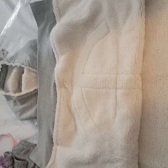 Telfar x UGG Pullover Hoodie - Picture 3 of 3